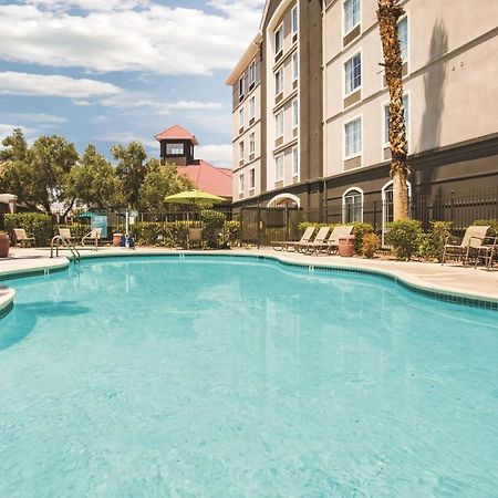 La Quinta By Wyndham Las Vegas Summerlin Tech Exterior photo