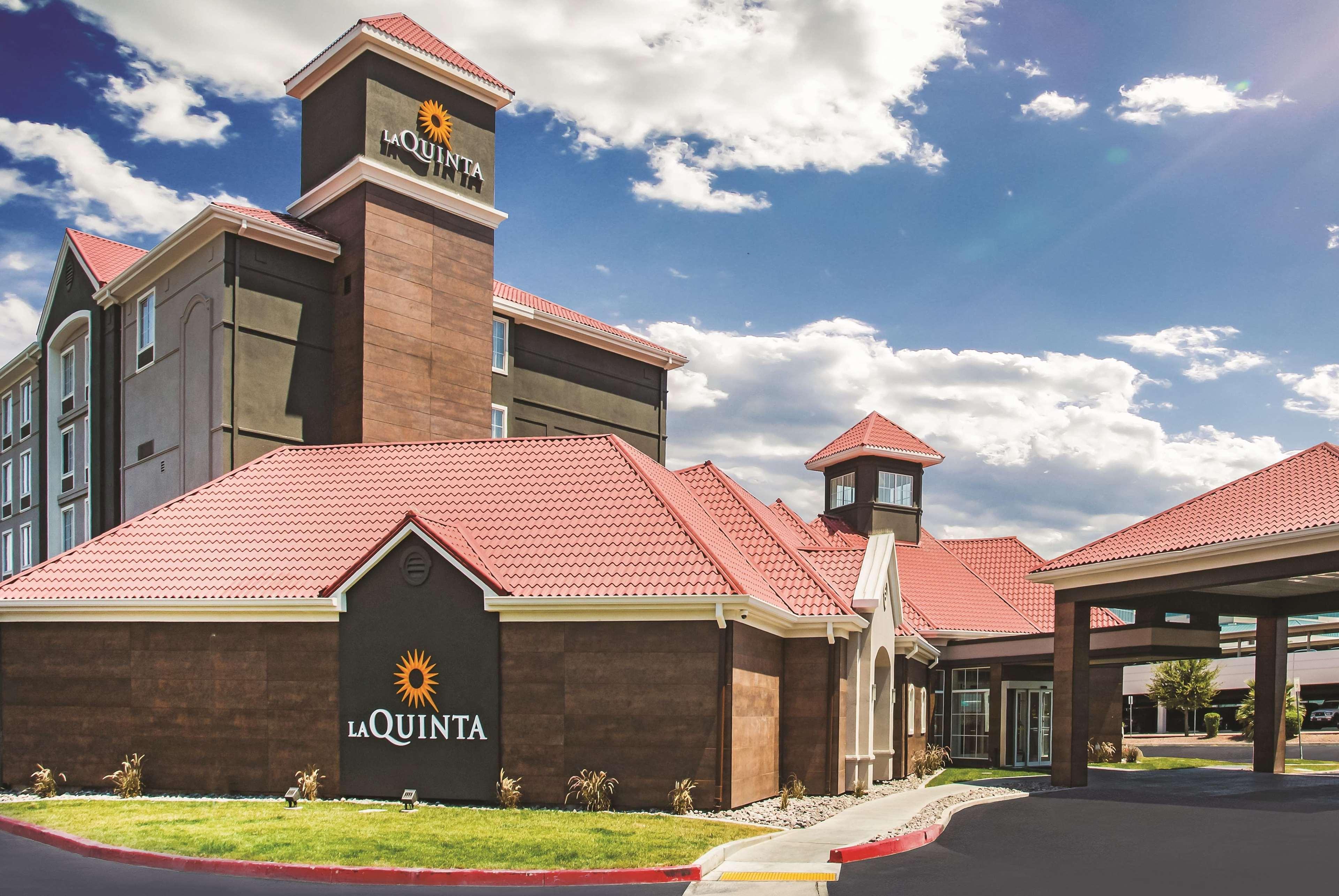 La Quinta By Wyndham Las Vegas Summerlin Tech Exterior photo
