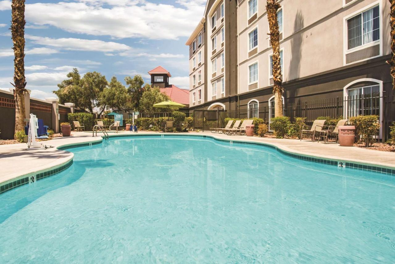 La Quinta By Wyndham Las Vegas Summerlin Tech Exterior photo